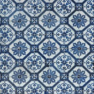 Examples of stylish floors - blue floor tile - mylusciouslife.jpg
